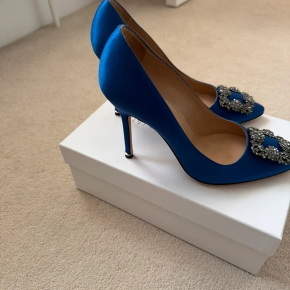 Manolo Blahnik Royal Blue Heels with Embellishments - Picture 7 of 9